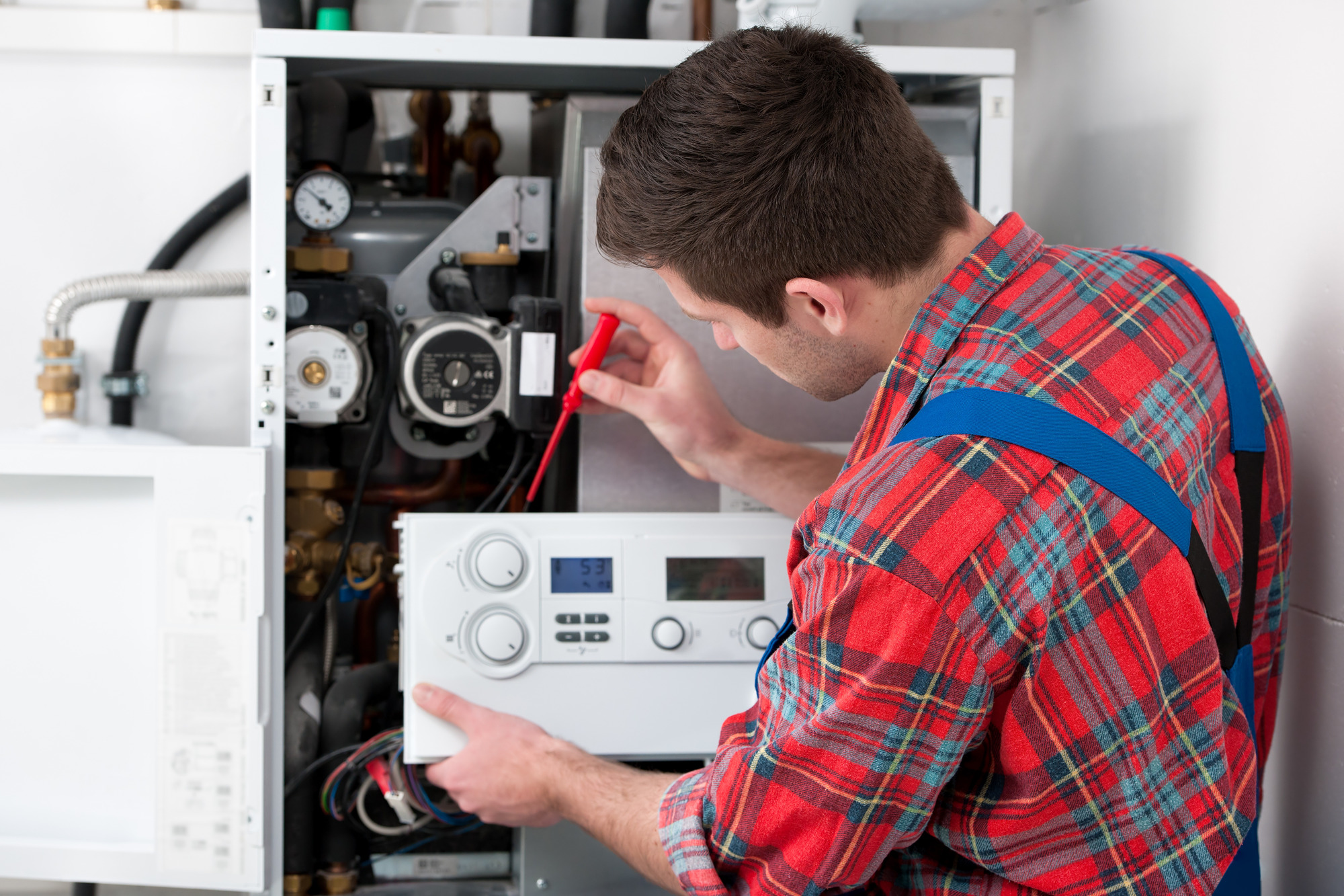 Boiler Repairs Walton On Thames, Call 020 3519 1525